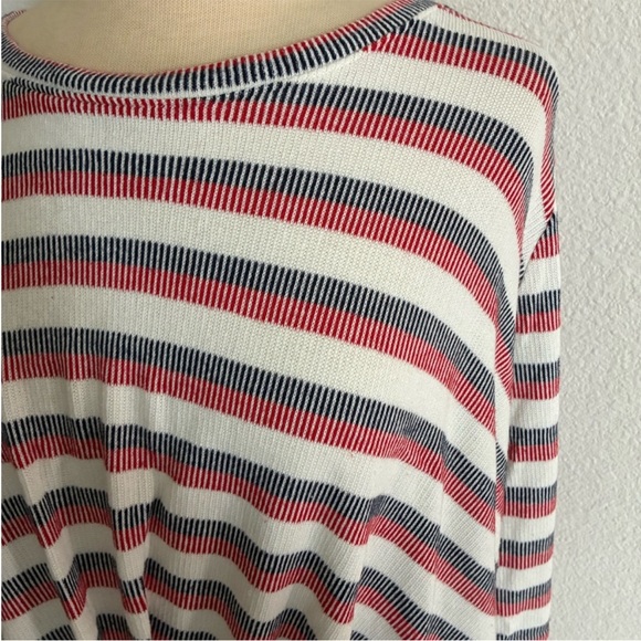 ModCloth sweater - Picture 2 of 6